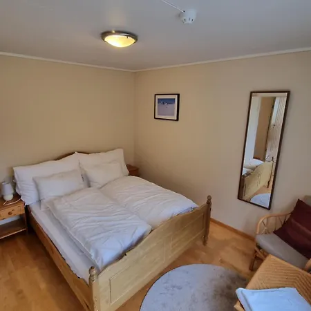Rekkedal Gjestegard , Saebo Apartment *
